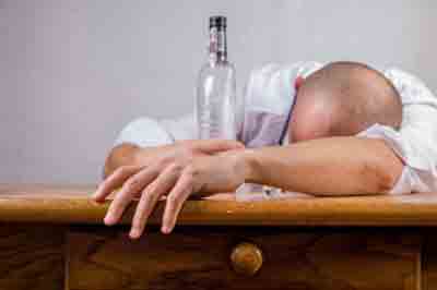 An Effective Guide That Will Help You Overcome Your Alcohol Dependence